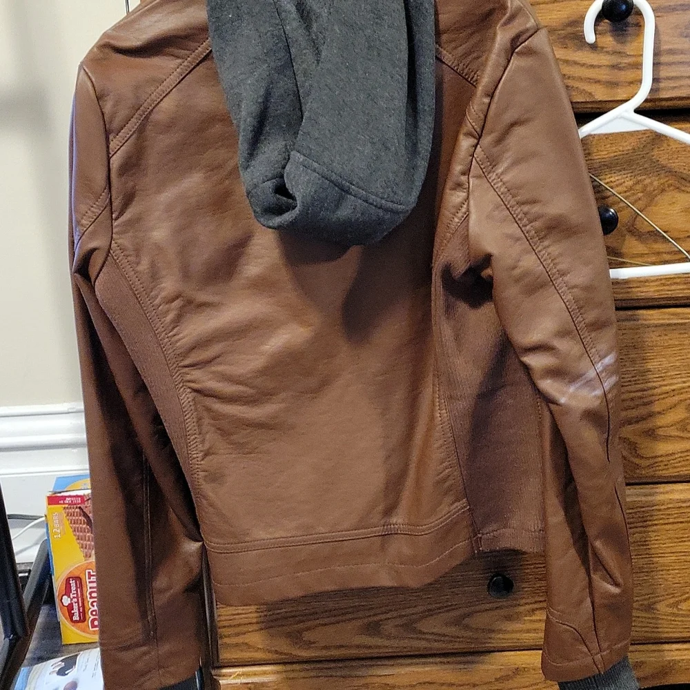 Brown leather jacket with liner - Picture 5 of 7